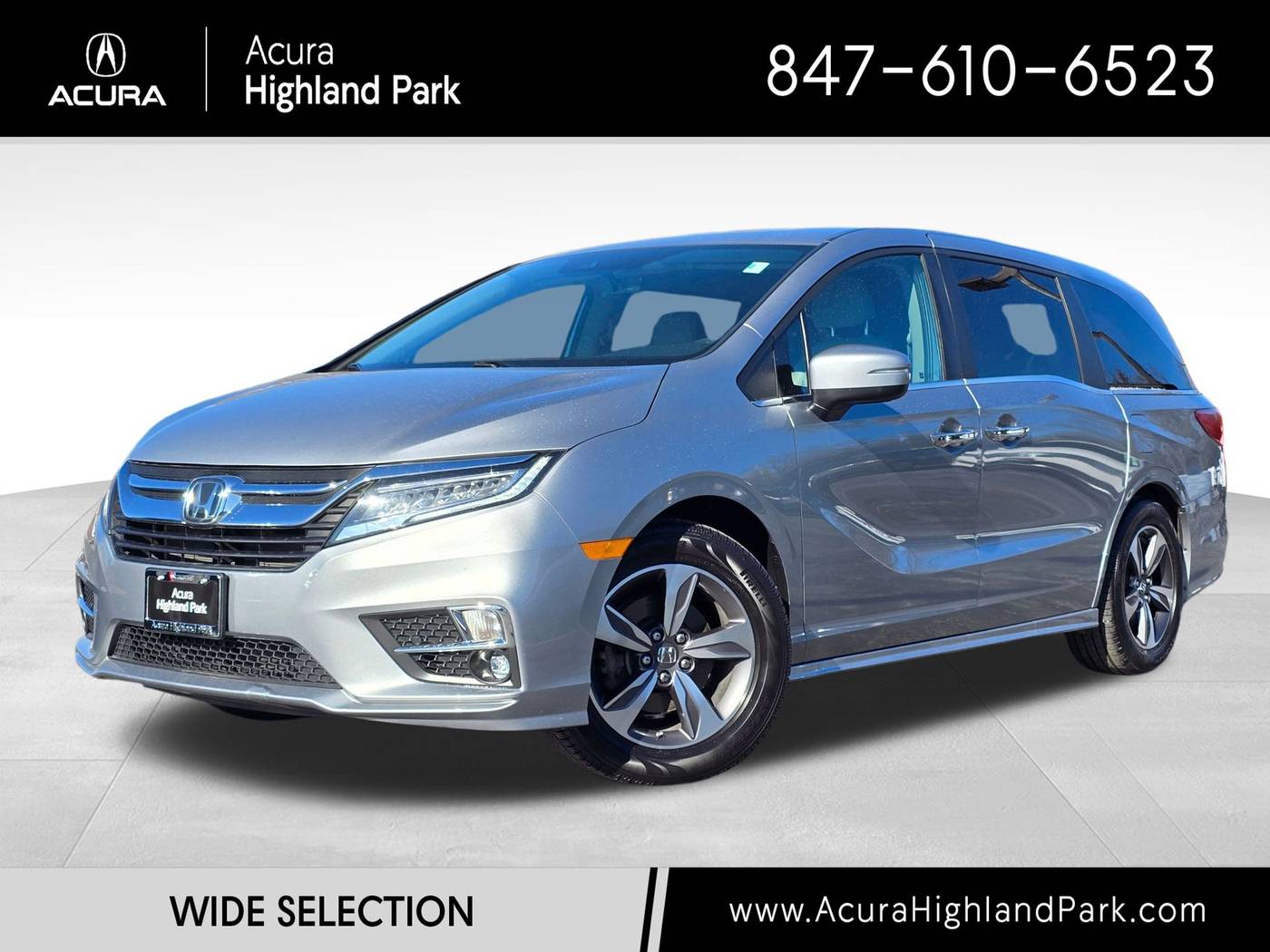 2018 Honda Odyssey Touring — Minivan — 77,810 mi — Highland Park, IL
