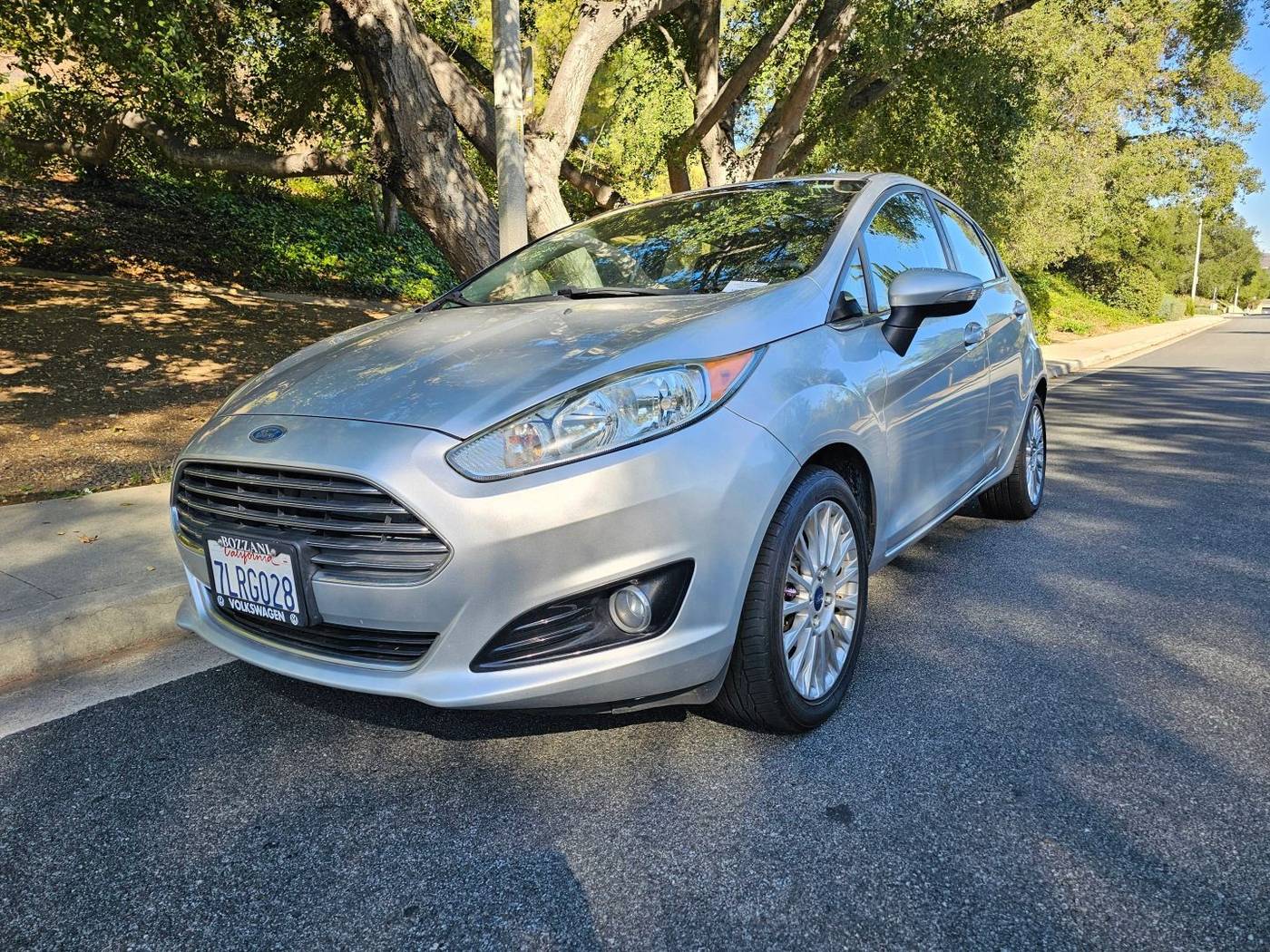 2014 Ford Fiesta Titanium — Hatchback — 85,418 mi — Thousand Oaks, CA