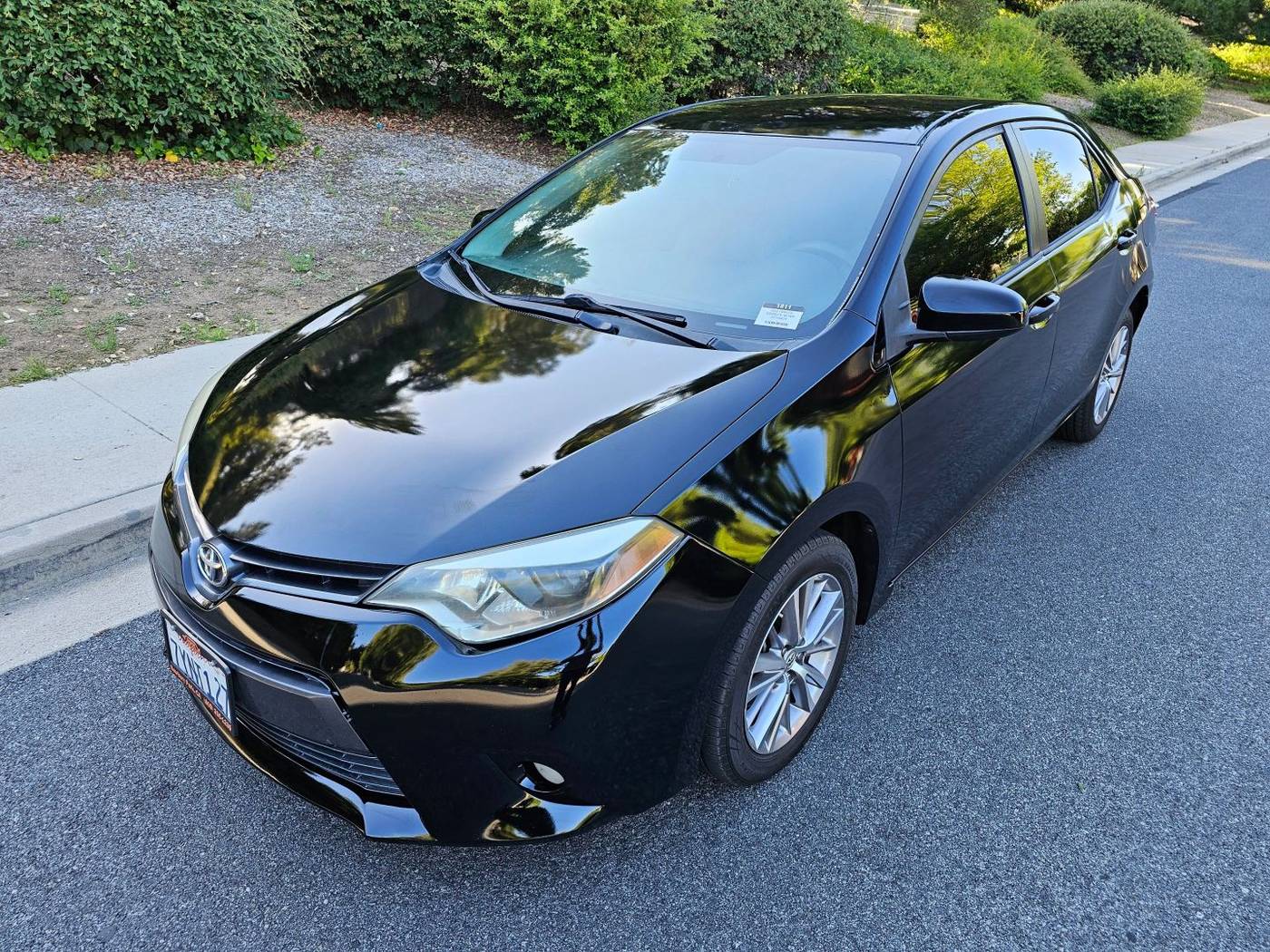 2015 Toyota Corolla LE — Sedan — 187,947 mi — Thousand Oaks, CA