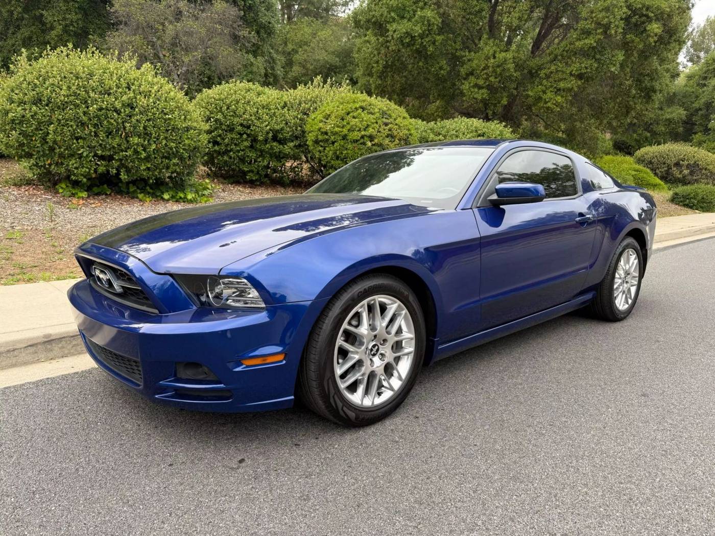 2014 Ford Mustang V6 — Coupe — 119,820 mi — Thousand Oaks, CA