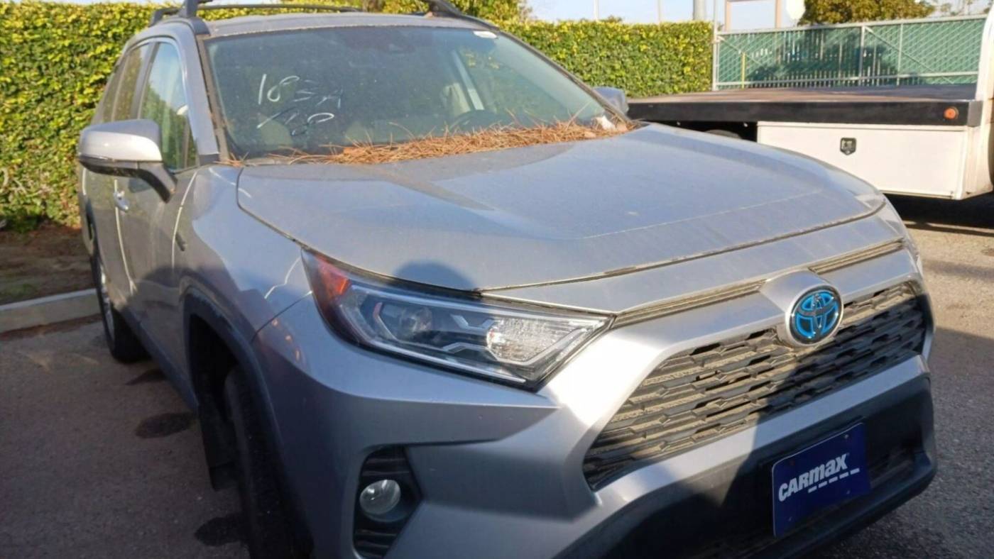 2020 Toyota RAV4 Hybrid XLE — SUV — 56,268 mi — Thousand Oaks, CA