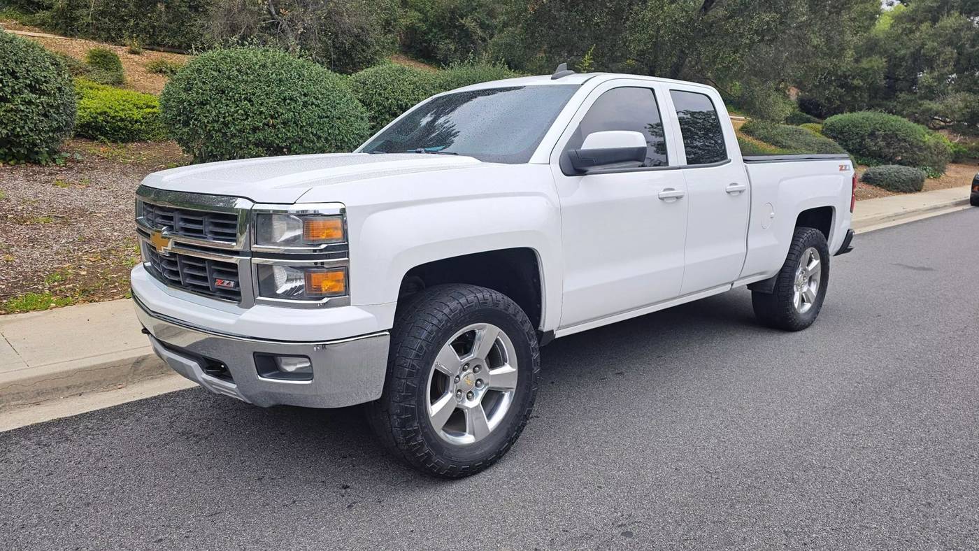 2015 Chevrolet Silverado 1500 LT — Pickup Truck — 159,955 mi — Thousand Oaks, CA