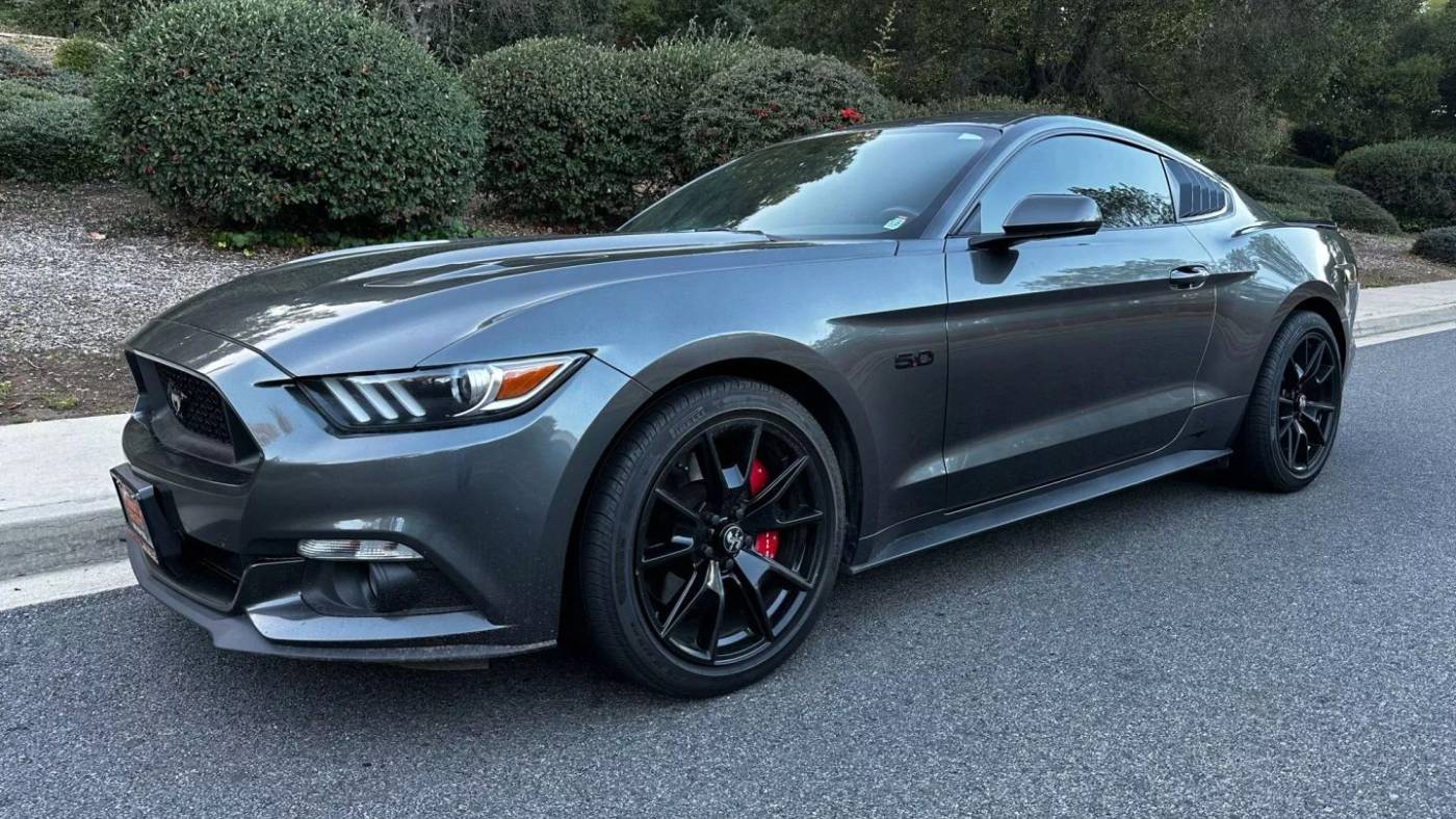 2017 Ford Mustang GT — Coupe — 110,165 mi — Thousand Oaks, CA