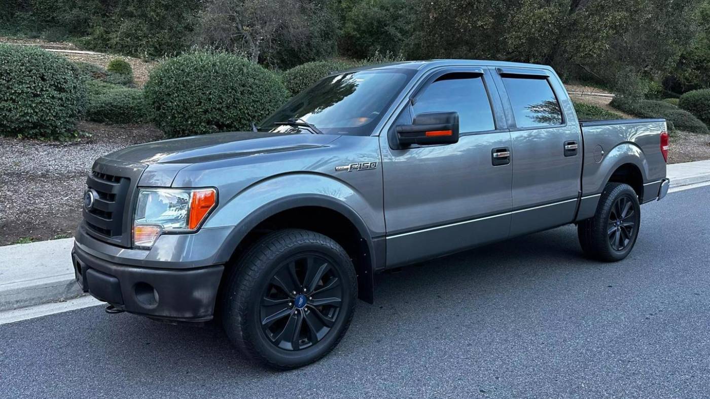 2010 Ford F-150 FX4 — Pickup Truck — 144,450 mi — Thousand Oaks, CA