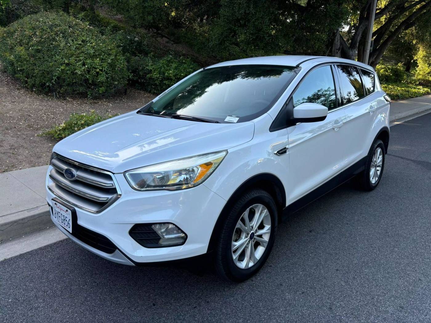2017 Ford Escape SE — SUV — 87,608 mi — Thousand Oaks, CA