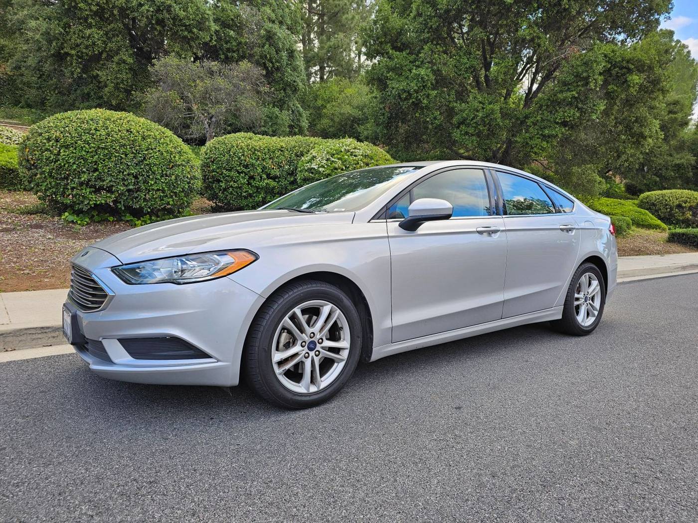 2018 Ford Fusion SE — Sedan — 134,971 mi — Thousand Oaks, CA