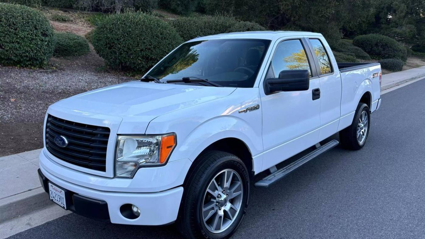 2014 Ford F-150 STX — Pickup Truck — 82,178 mi — Thousand Oaks, CA