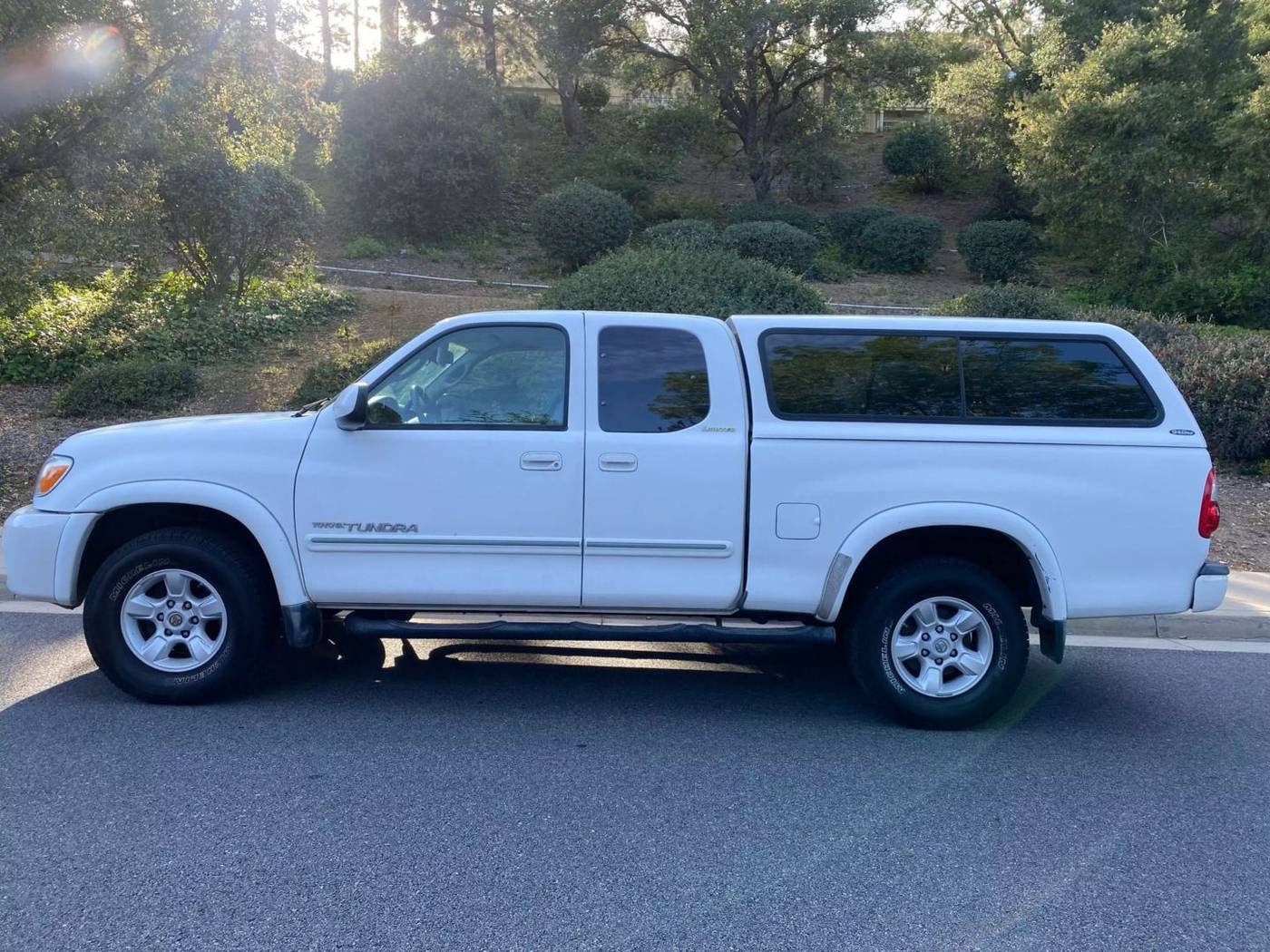 2006 Toyota Tundra Limited — Pickup Truck — 97,237 mi — Thousand Oaks, CA