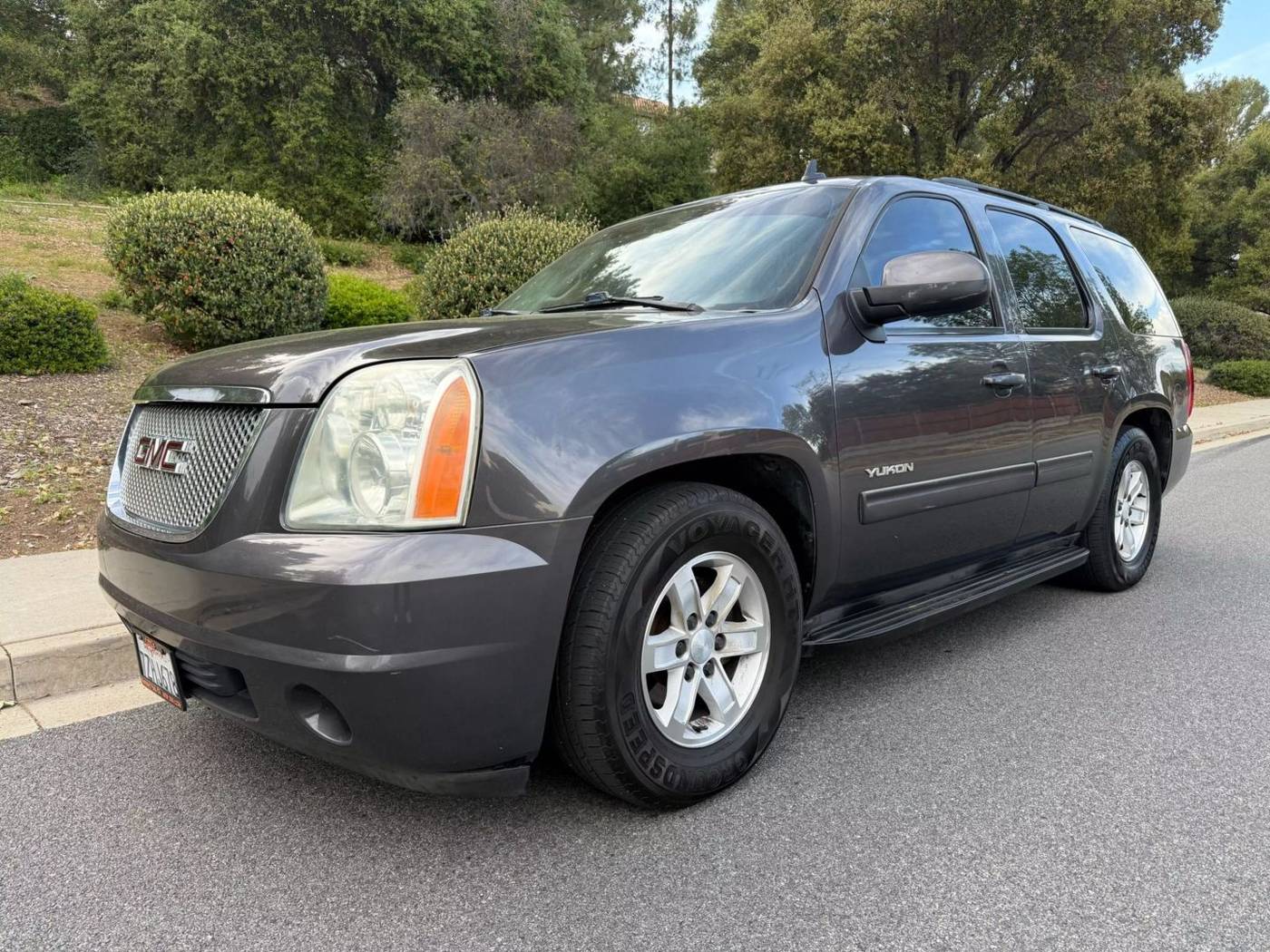 2010 GMC Yukon SLE — SUV — 185,202 mi — Thousand Oaks, CA