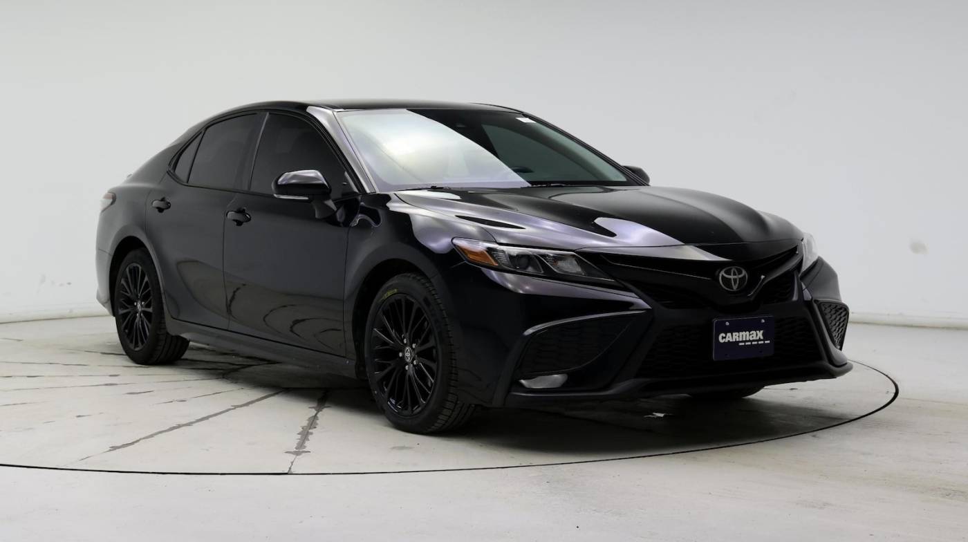 2022 Toyota Camry SE Nightshade — Sedan — 52,683 mi — Plainfield, IL
