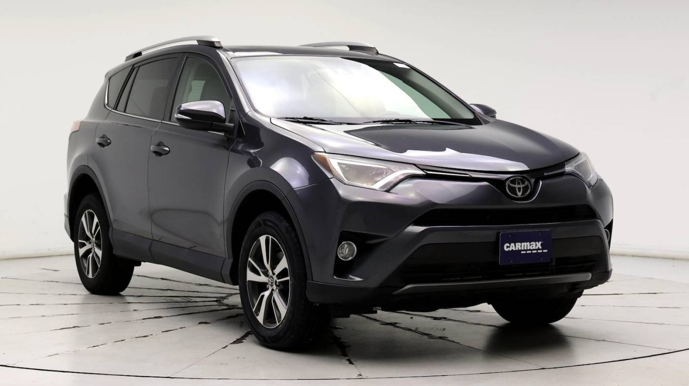 2018 Toyota RAV4 XLE — SUV — 105,932 mi — Plainfield, IL