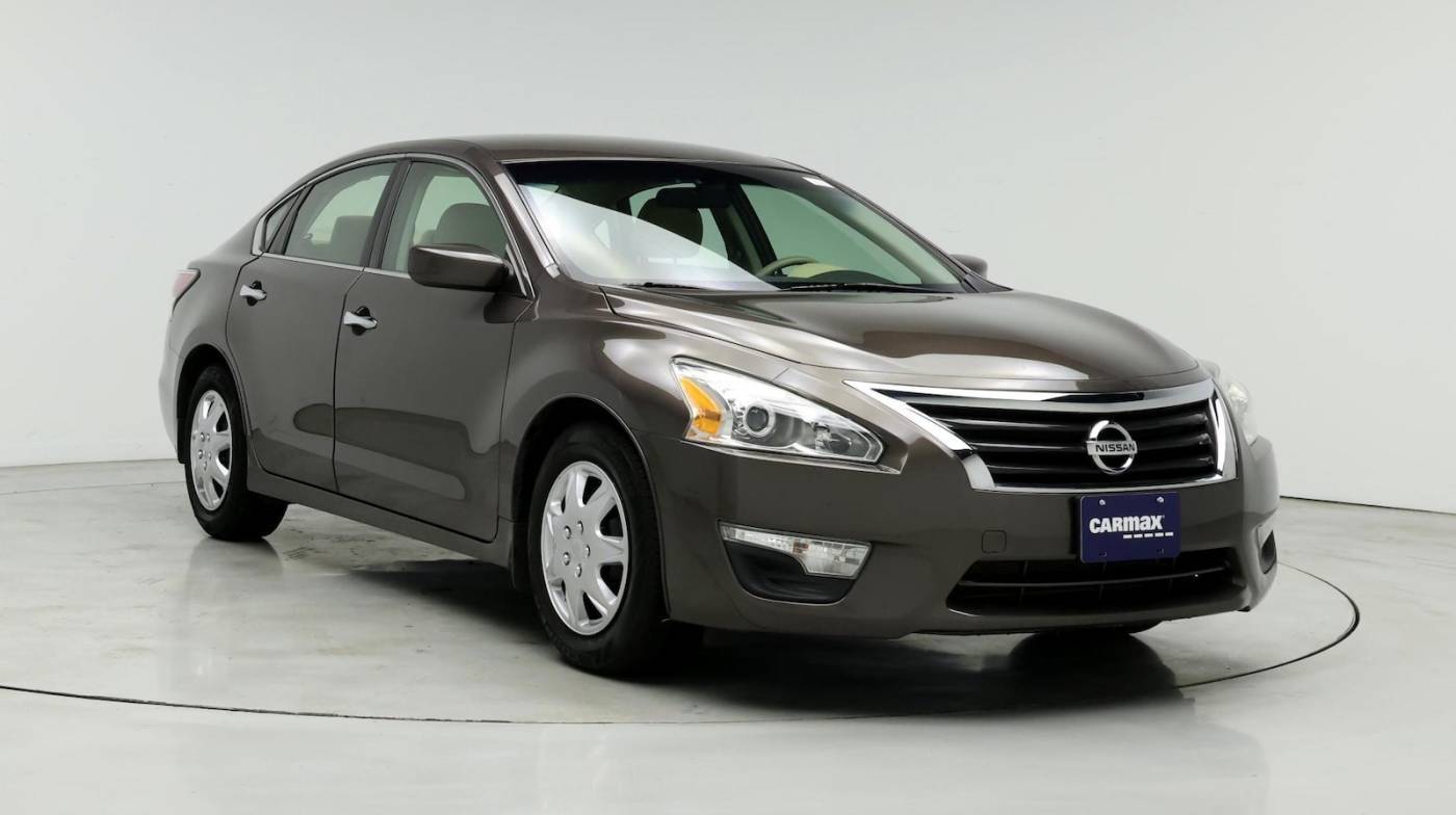 2015 Nissan Altima 2.5 S — Sedan — 76,076 mi — Plainfield, IL