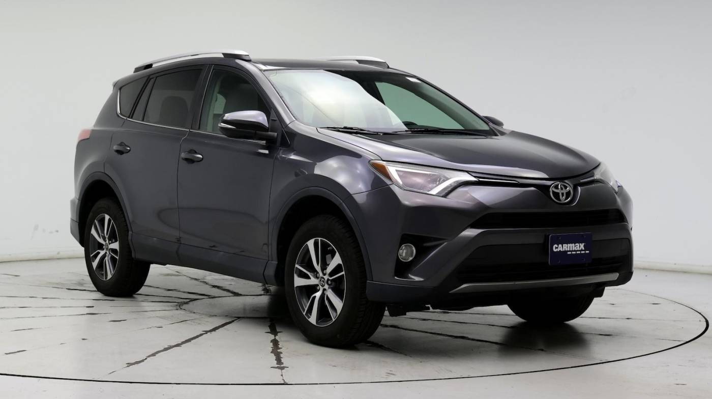2016 Toyota RAV4 XLE — SUV — 107,484 mi — Plainfield, IL