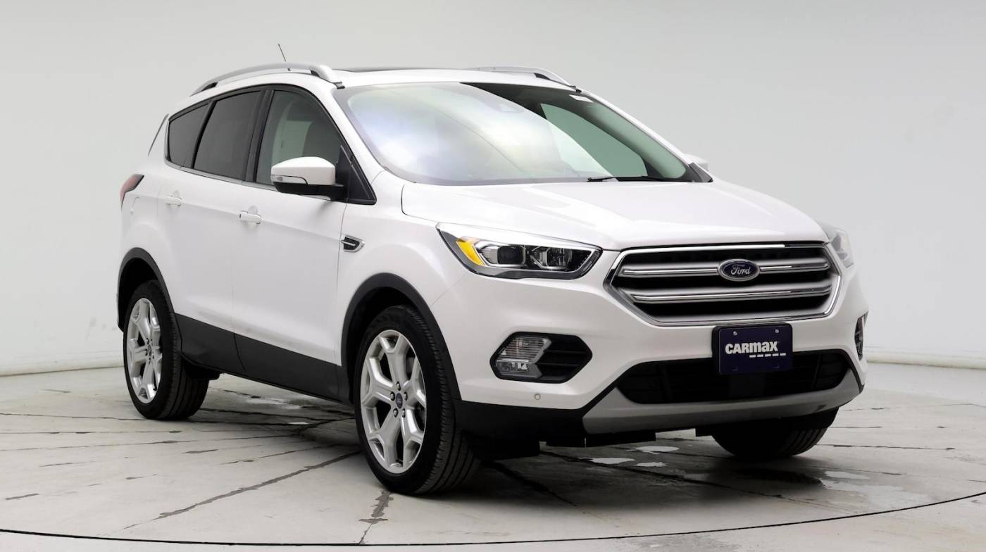 2019 Ford Escape Titanium — SUV — 23,144 mi — Plainfield, IL