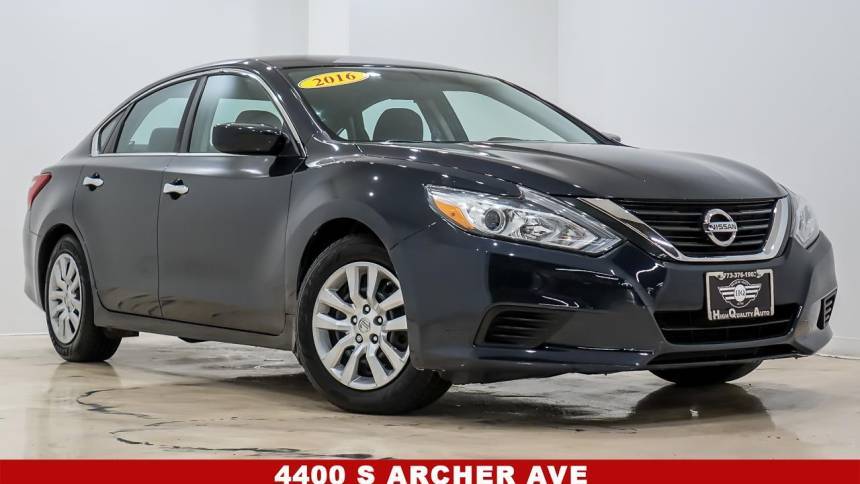 2016 Nissan Altima 2.5 S — Sedan — 139,466 mi — Chicago, IL