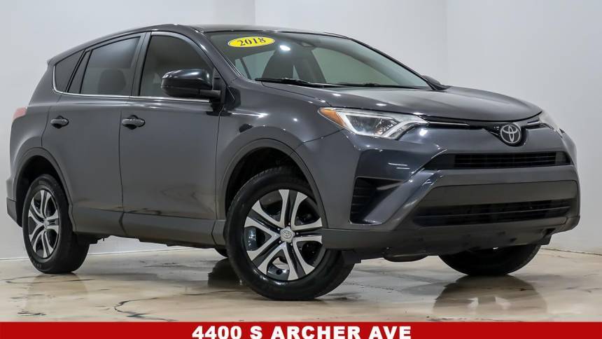 2018 Toyota RAV4 LE — SUV — 105,860 mi — Chicago, IL