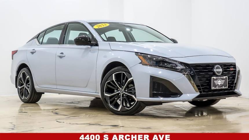 2023 Nissan Altima SR — Sedan — 13,979 mi — Chicago, IL