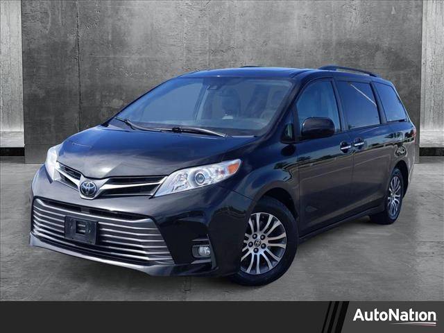 2020 Toyota Sienna XLE — Minivan — 76,401 mi — Austin, TX