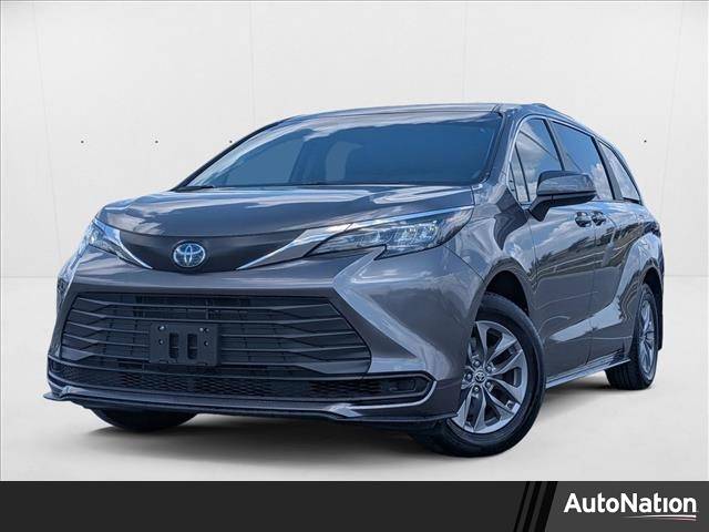 2024 Toyota Sienna LE — Minivan — 16,178 mi — Austin, TX
