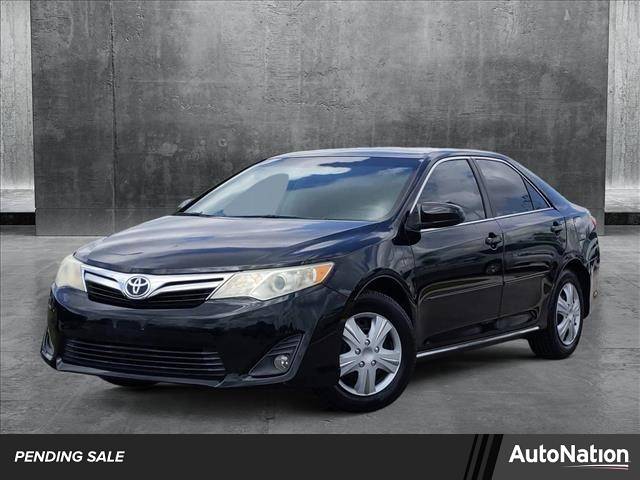 2014 Toyota Camry LE — Sedan — 77,122 mi — Austin, TX