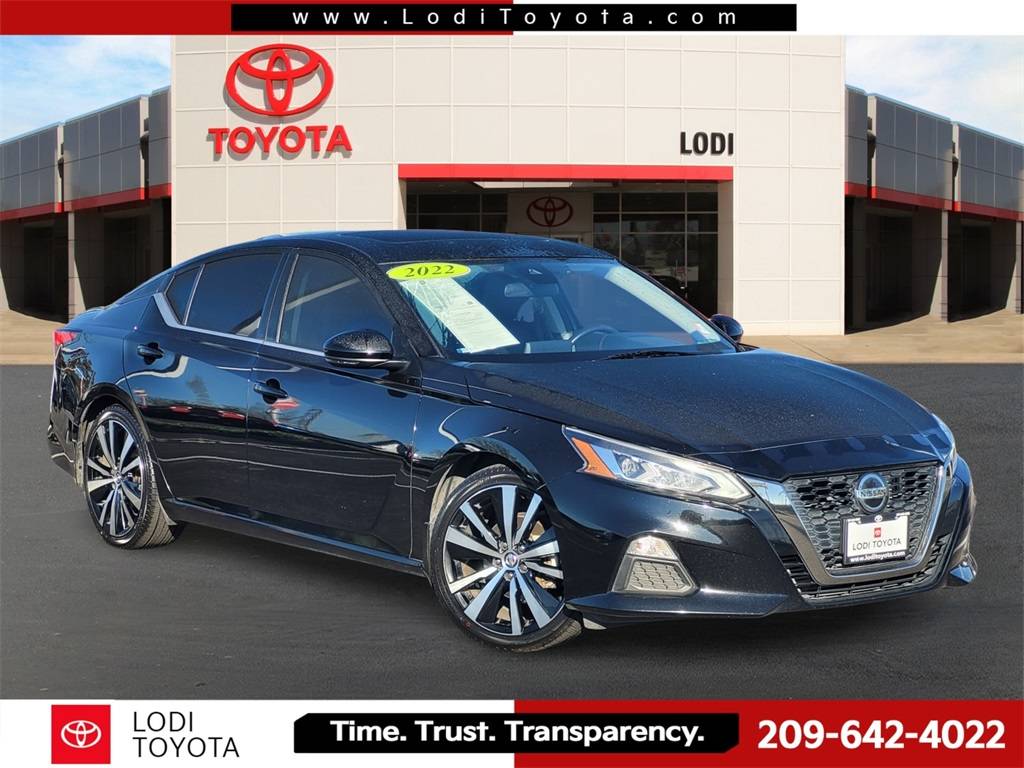 2022 Nissan Altima SR — Sedan — 115,730 mi — Lodi, CA