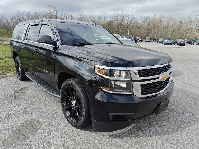 2019 Chevrolet Suburban LS — SUV — 136,000 mi — Crossville, TN