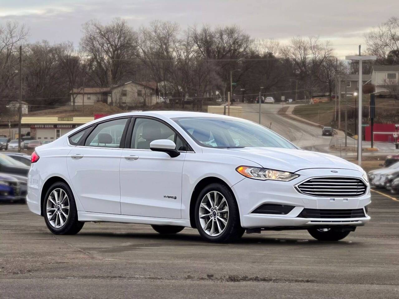 2017 Ford Fusion Hybrid SE — Sedan — 77,763 mi — Bellevue, NE