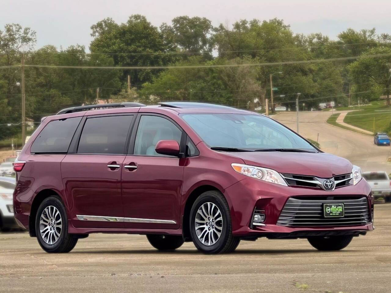 2018 Toyota Sienna XLE — Minivan — 78,959 mi — Bellevue, NE