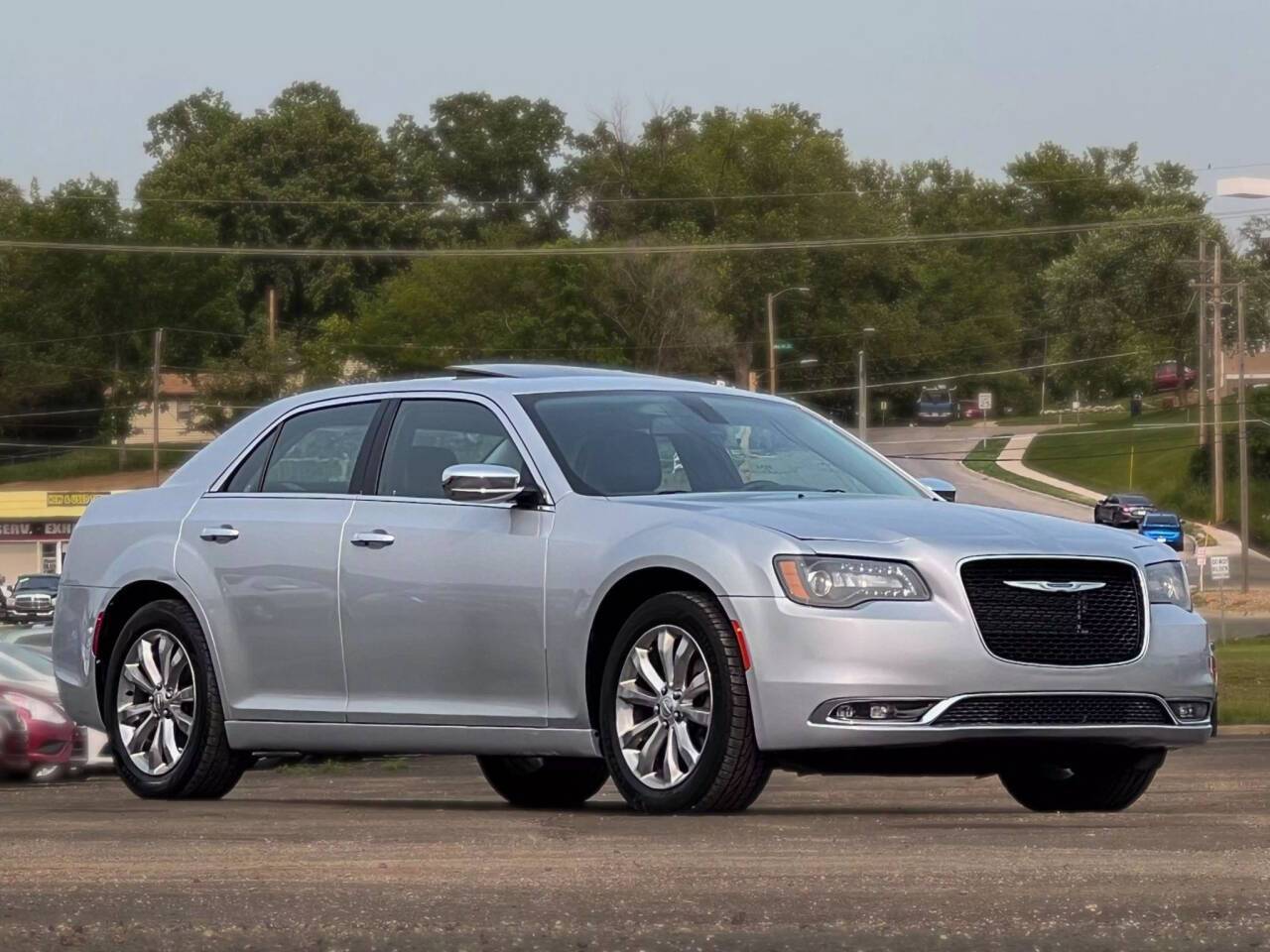 2020 Chrysler 300 Limited — Sedan — 100,546 mi — Bellevue, NE