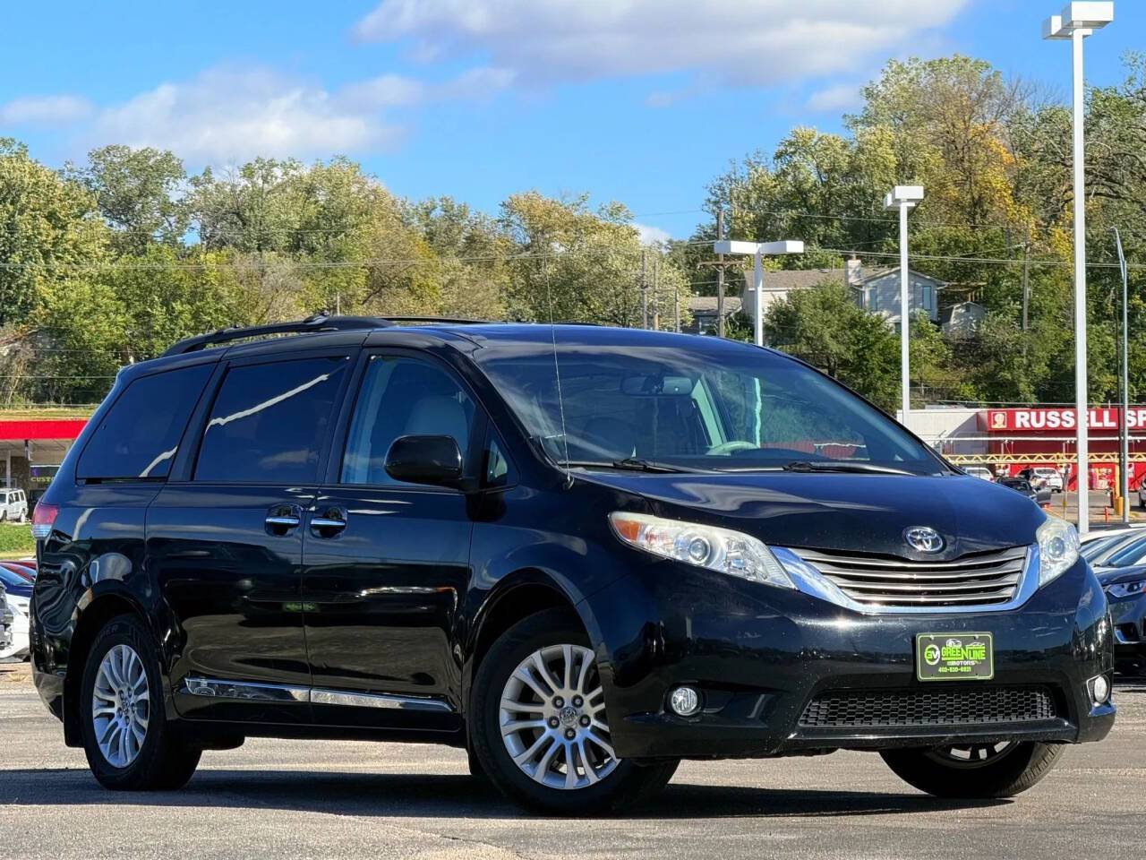2013 Toyota Sienna XLE — Minivan — 177,687 mi — Bellevue, NE