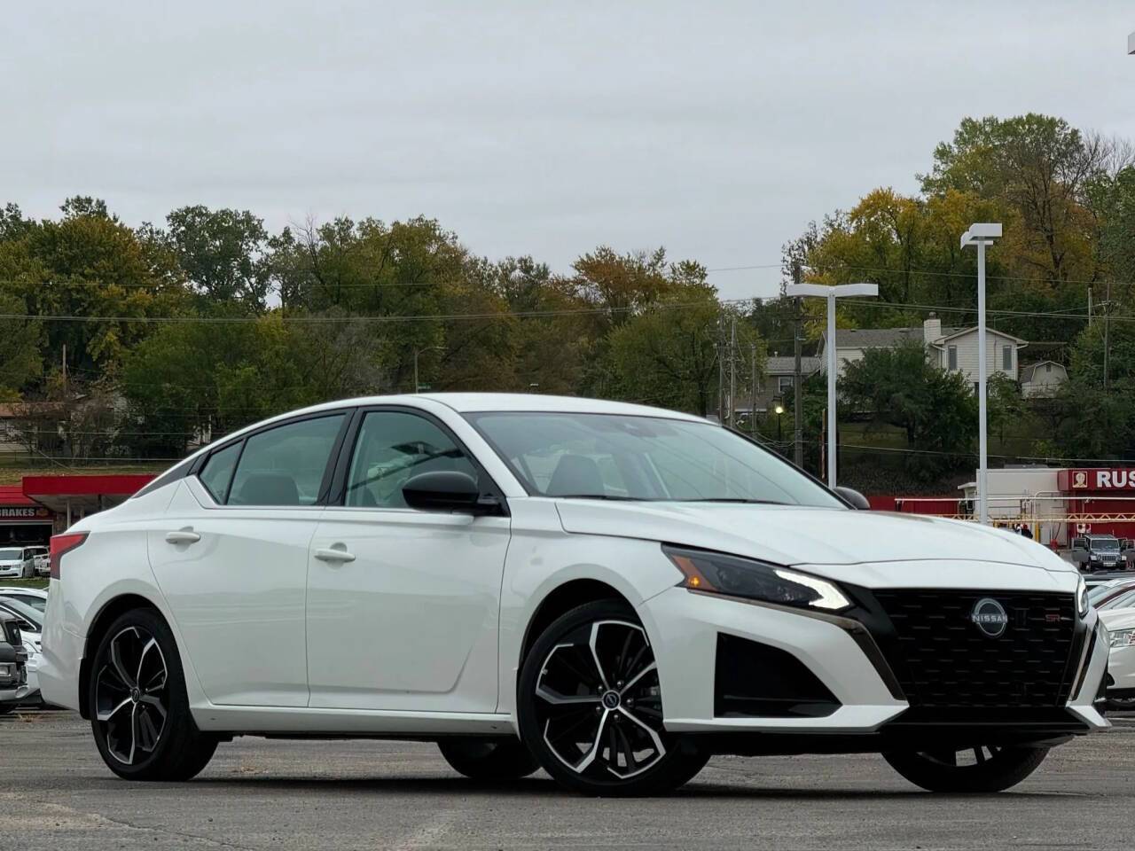 2025 Nissan Altima SR — Sedan — 19,984 mi — Bellevue, NE
