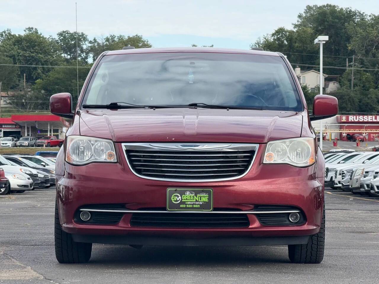 2014 Chrysler Town & Country Touring — Minivan — 180,915 mi — Bellevue, NE