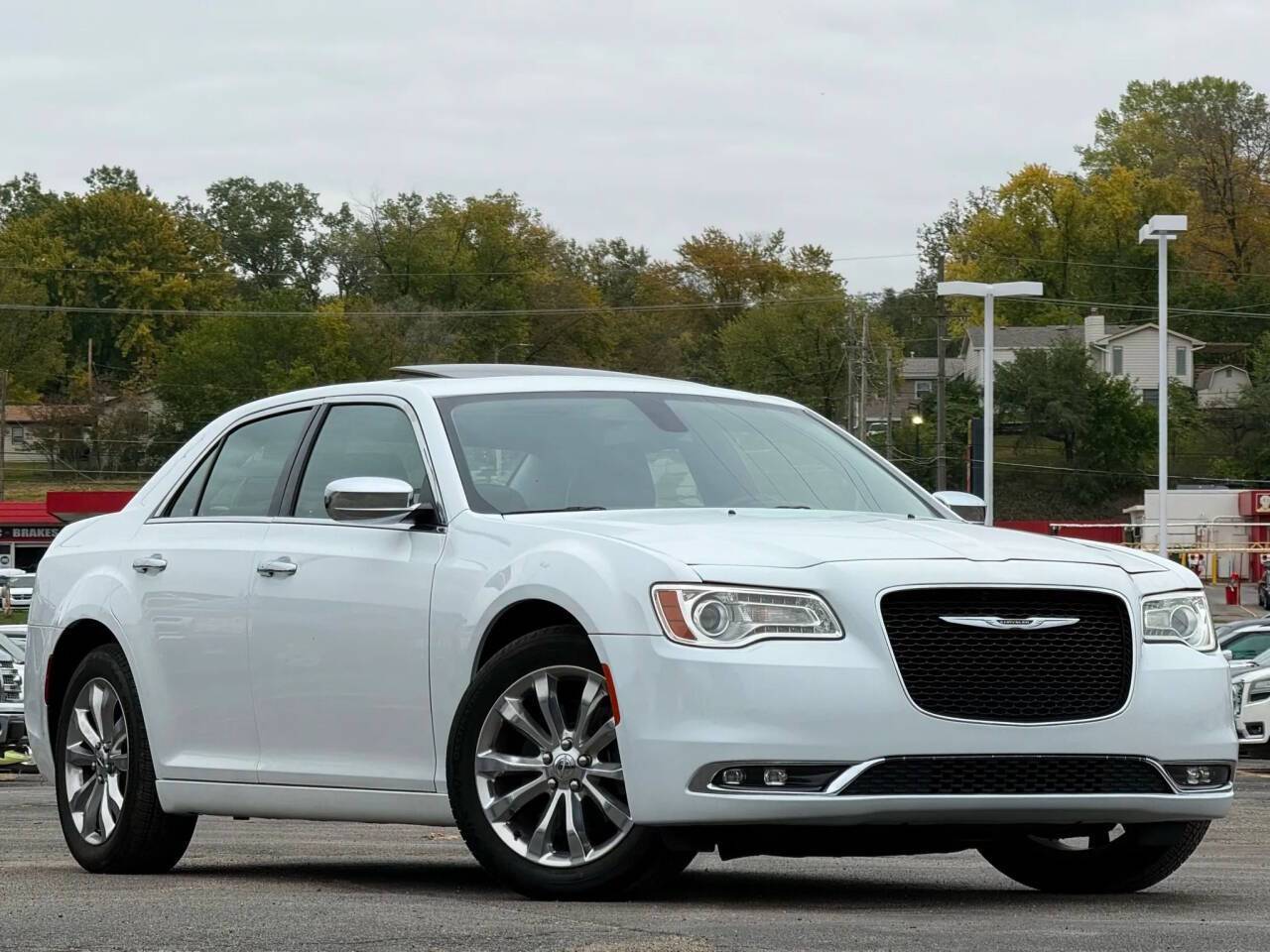 2020 Chrysler 300 Limited — Sedan — 76,285 mi — Bellevue, NE