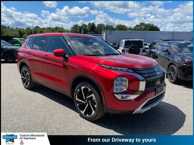2024 Mitsubishi Outlander SE — SUV — 10 mi — Raynham, MA