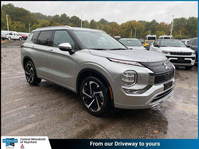 2024 Mitsubishi Outlander SEL — SUV — 12 mi — Raynham, MA