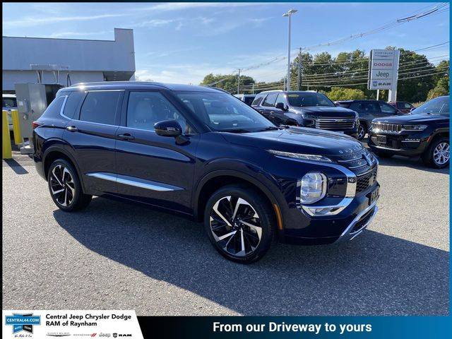 2022 Mitsubishi Outlander SEL — SUV — 10,294 mi — Raynham, MA