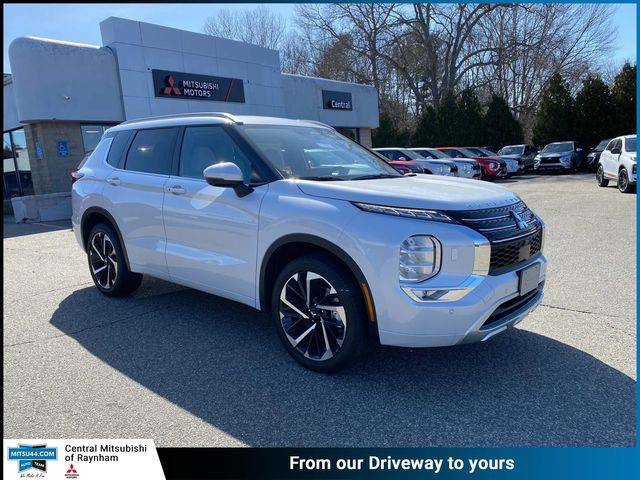 2024 Mitsubishi Outlander SEL — SUV — 25 mi — Raynham, MA