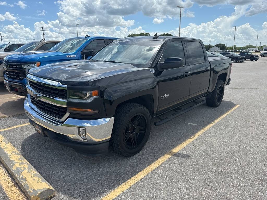 2018 Chevrolet Silverado 1500 LT — Pickup Truck — 76,643 mi — Henrietta, TX