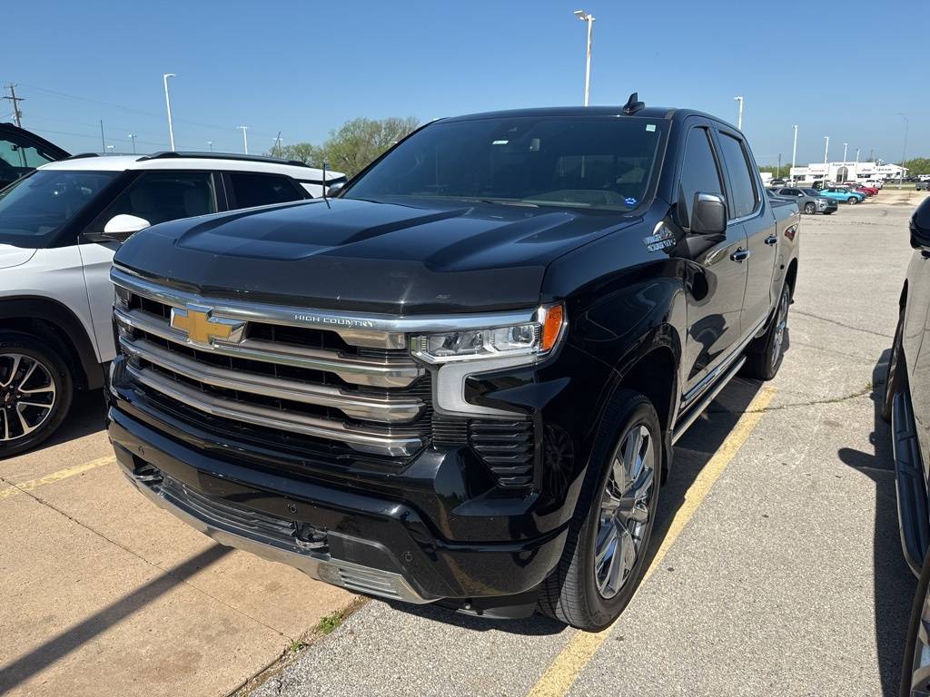 2022 Chevrolet Silverado 1500 High Country — Pickup Truck — 25,187 mi — Henrietta, TX