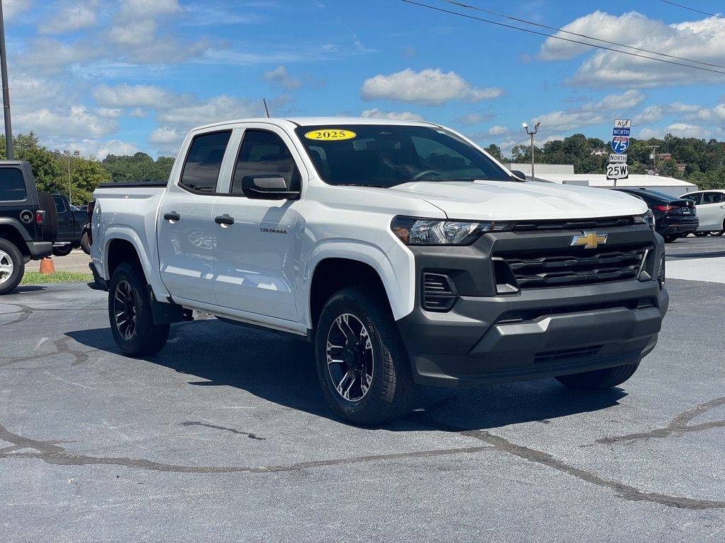 2025 Chevrolet Colorado WT — Pickup Truck — 9,446 mi — Clinton, TN