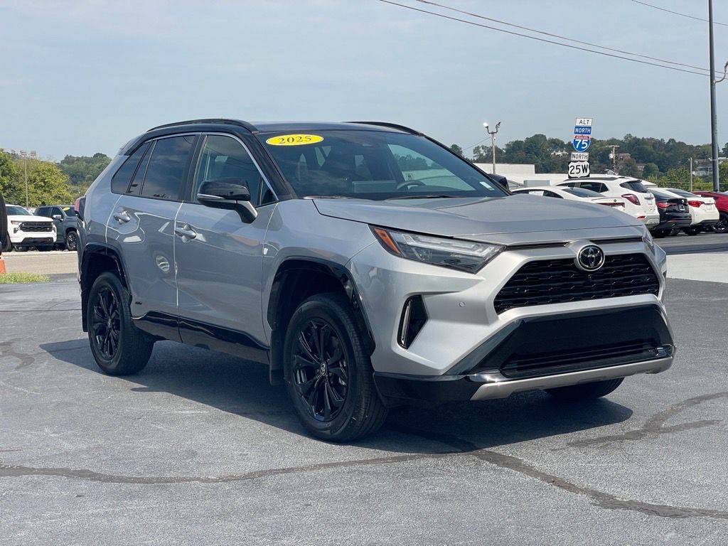 2025 Toyota RAV4 Hybrid XSE — SUV — 1,773 mi — Clinton, TN