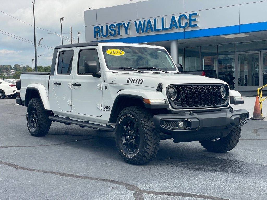2024 Jeep Gladiator Willys — Pickup Truck — 12,555 mi — Clinton, TN