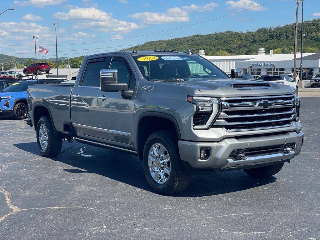 2024 Chevrolet Silverado 3500HD High Country — Pickup Truck — 15,973 mi — Clinton, TN