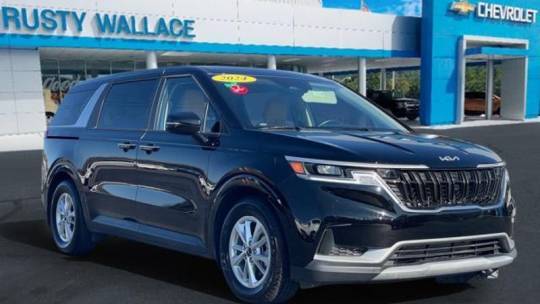 2024 Kia Carnival LXS — Minivan — 12,014 mi — Clinton, TN