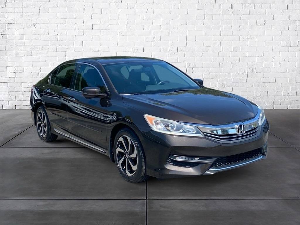 2016 Honda Accord EX-L — Sedan — 133,813 mi — Chattanooga, TN