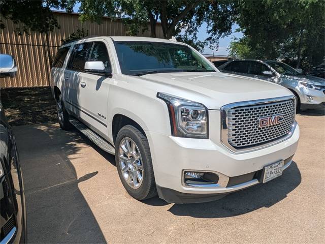 2016 GMC Yukon Denali — SUV — 71,820 mi — Arlington, TX
