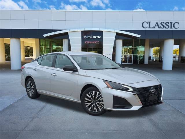 2025 Nissan Altima SV — Sedan — 1,441 mi — Arlington, TX