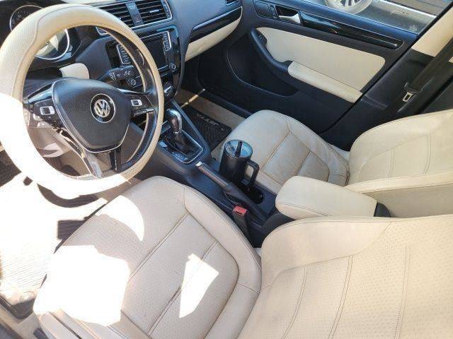 2016 Volkswagen Jetta 1.8T SEL — Sedan — 131,727 mi — Franklin, NC