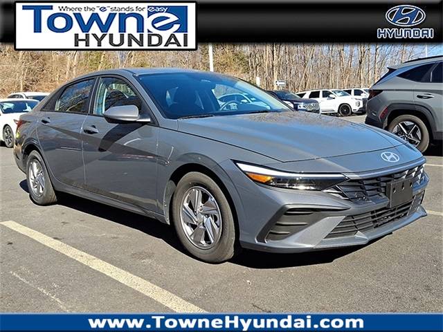 2025 Hyundai Elantra SE — Sedan — 5,557 mi — Denville, NJ