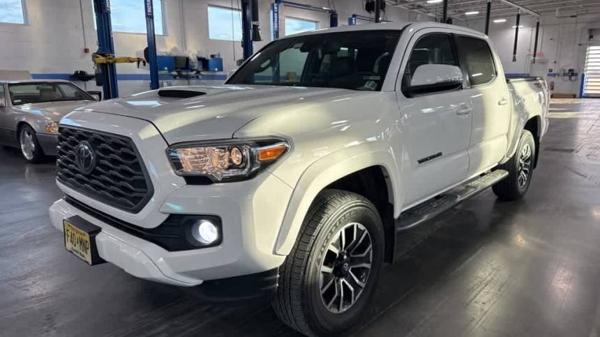 2020 Toyota Tacoma TRD Sport — Pickup Truck — 130,938 mi — Old Bridge, NJ